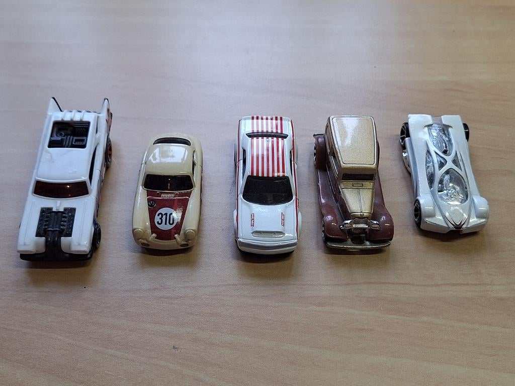 Diverse Collectie Hot Wheels Modelauto's, Kinderen en Baby's, Speelgoed | Speelgoedvoertuigen, Ophalen of Verzenden, Zo goed als nieuw