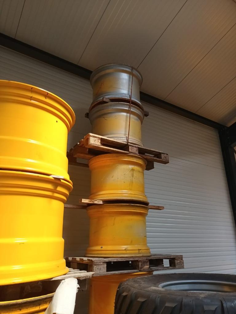 Velgen 20 inch breed, 30.5 inch hoog, Zakelijke goederen, Ophalen of Verzenden