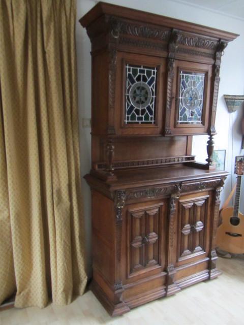 Mechelse kast, Ophalen