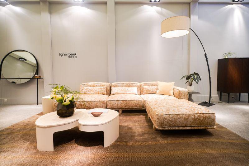 Lignet Roset Noka Composition 320x150 cm showmodel 2025, Huis en Inrichting, Banken | Bankstellen, Ophalen of Verzenden, Zo goed als nieuw