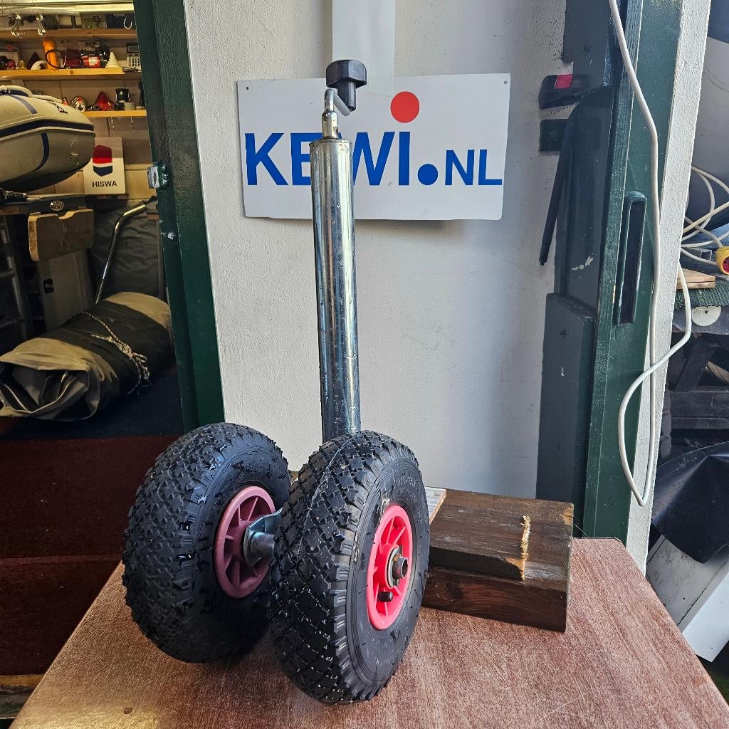 Aanhanger neuswiel dubbel lucht nieuw, Ophalen, Zo goed als nieuw
