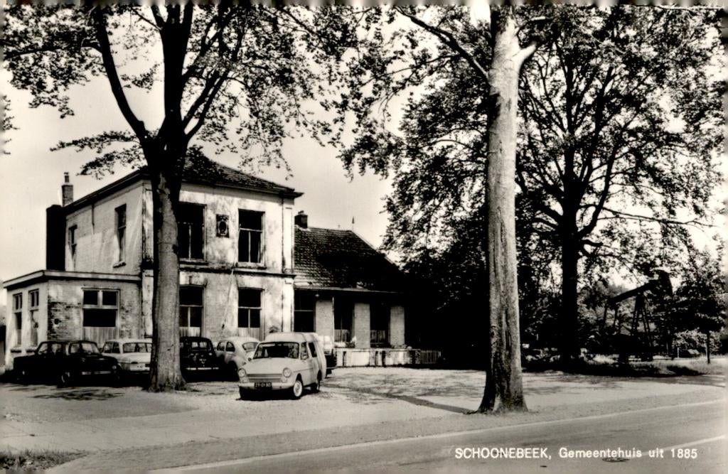 Schoonebeek Gemeentehuis met DAF auto # 75, Ophalen of Verzenden, 1960 tot 1980, Ongelopen, Zuid-Holland