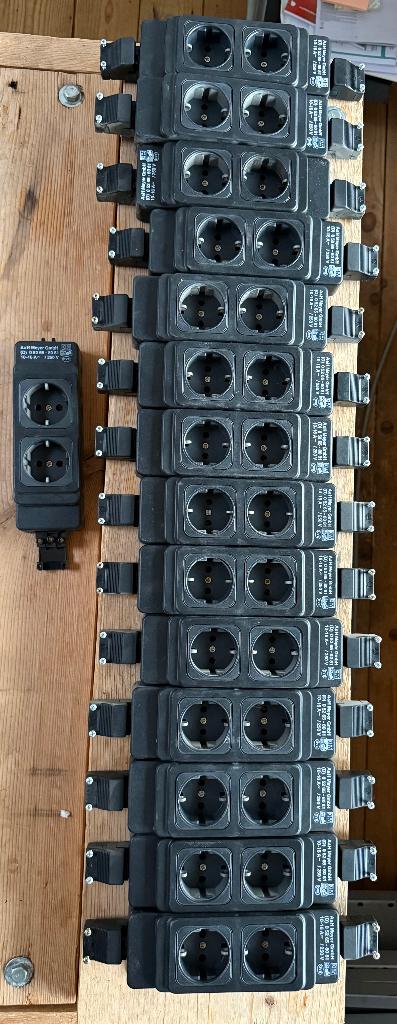 A&H Meyer Stopcontact Module - €10 p/st (14 beschikbaar), Ophalen of Verzenden, Gebruikt, Stopcontact