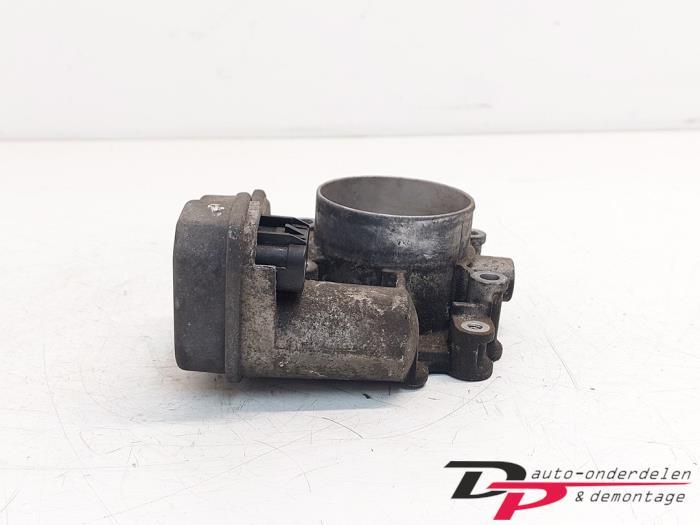 Gasklephuis van een Opel Vectra, Gebruikt, -, -, Opel