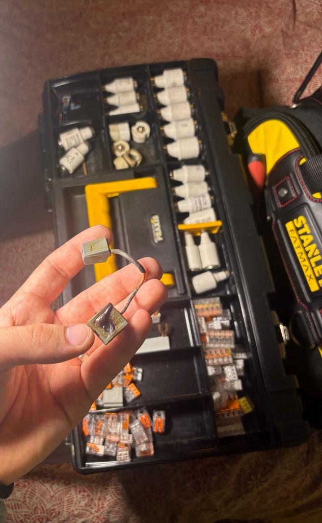 Foto 7 van Allround elektricien | Groepenkasten, laadpalen en storingen
