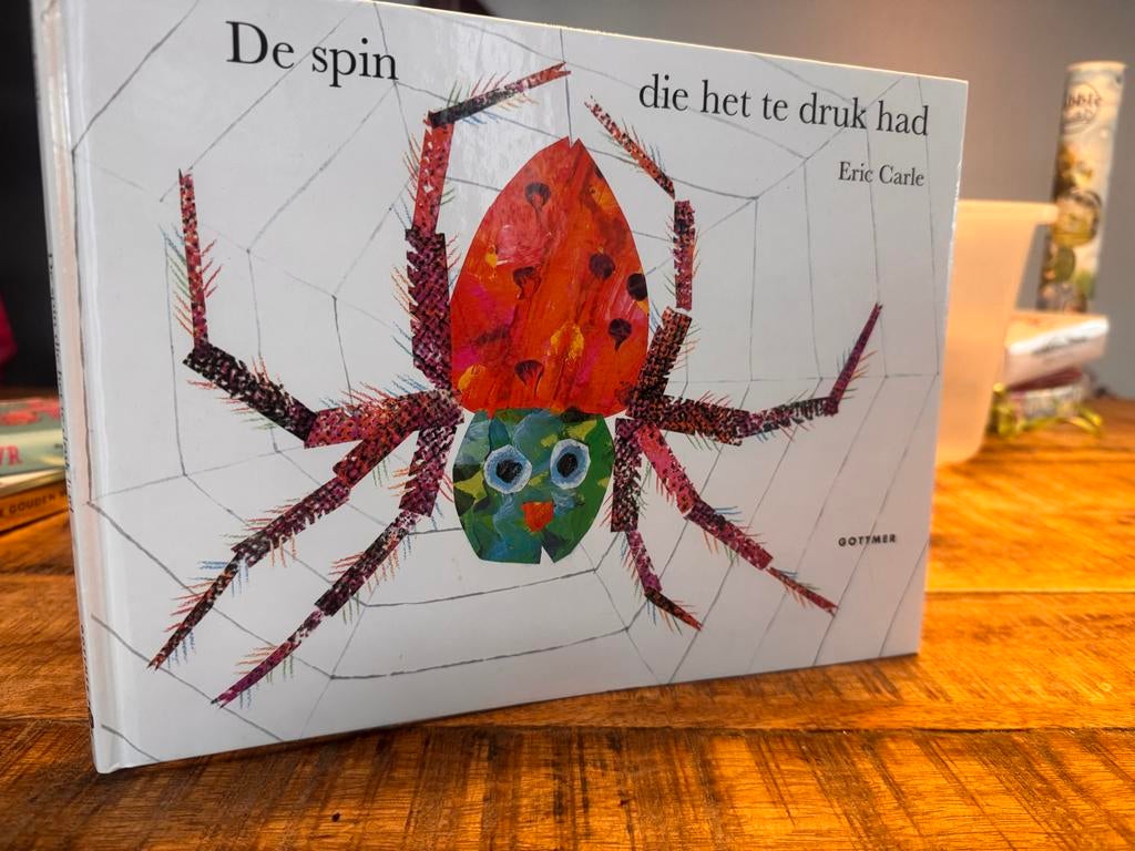 Eric Carle - De spin die het te druk had, Ophalen of Verzenden, Zo goed als nieuw, Uitklap-, Voel- of Ontdekboek, 2 tot 3 jaar