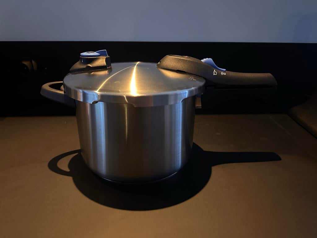 BK Snelkookpan 6 Liter - Nieuw!, Kookpan of Snelkookpan, Inductieplaat, Nieuw, Ophalen of Verzenden