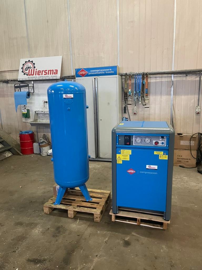 Airpress geluidsgedempte set  APZ 320 + 200 liter drukvat, Ophalen, Nieuw, 400 tot 800 liter/min, 10 bar of meer