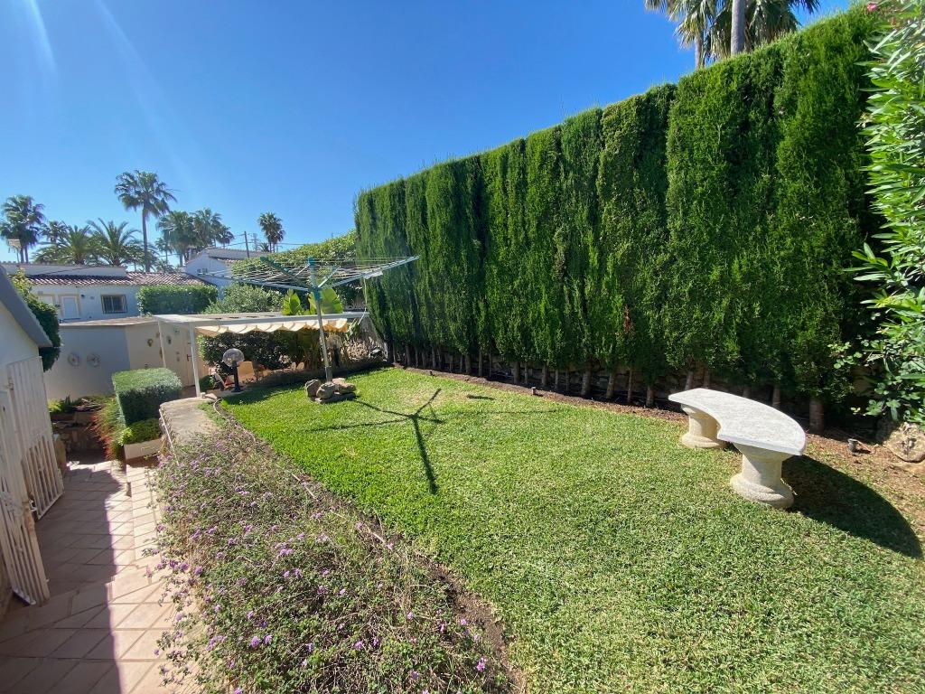 Foto 7 van Vrijstaande 4-persoons bungalow met privézwembad in Denia (M
