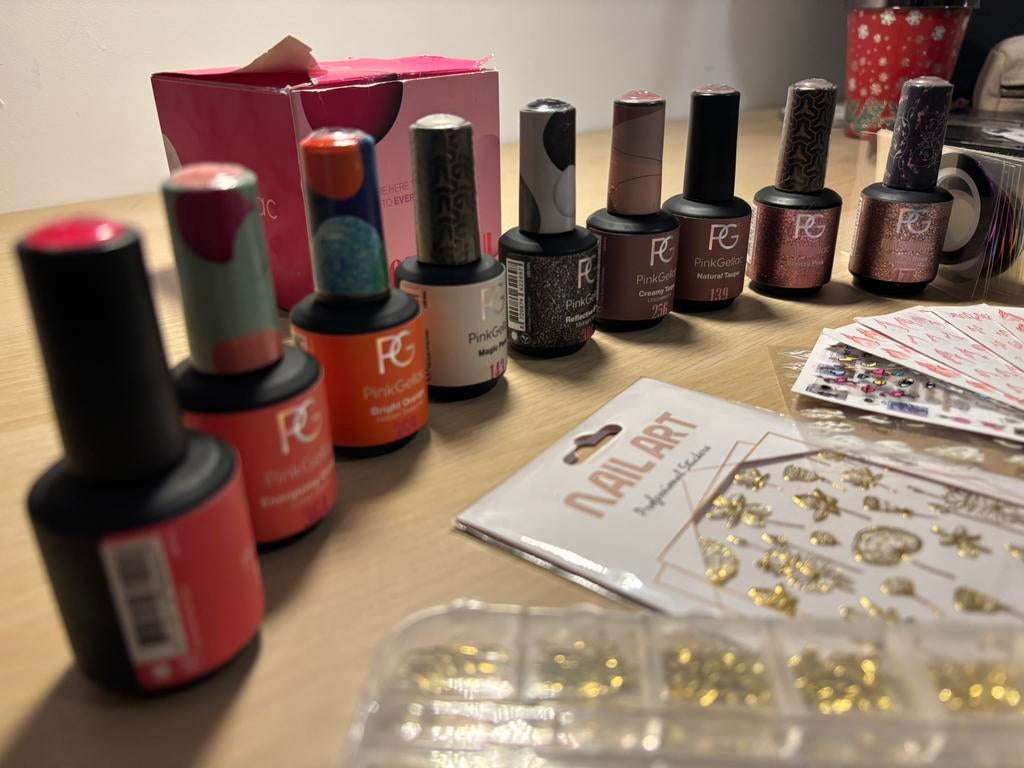 Pink gellac nagel zetje, Sieraden, Tassen en Uiterlijk, Uiterlijk | Cosmetica en Make-up, Overige kleuren, Nieuw, Ophalen of Verzenden