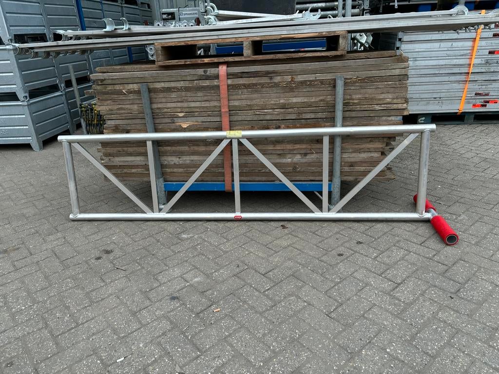 Altrex uitwijkconsole / tralieligger tbv dakkapelsteiger, Doe-het-zelf en Verbouw, Steigers, Zo goed als nieuw, Daksteiger, 5 meter of hoger
