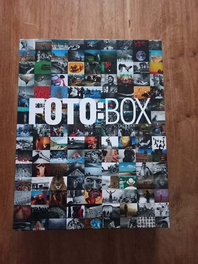 Foto: Box.-Roberto Koch., Fotografen, Ophalen of Verzenden, Zo goed als nieuw, Roberto Koch.