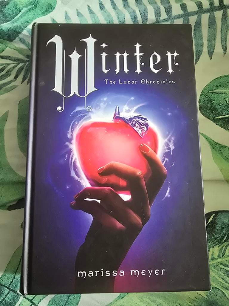 Marissa Meyer: Winter (Lunar Chronicles), hc Nederlands, Boeken, Ophalen of Verzenden, Gelezen