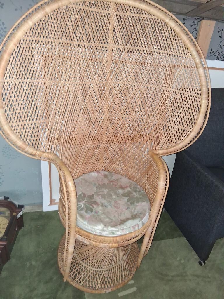 Vintage Rotan Pauwenstoel, Huis en Inrichting, Ophalen, Gebruikt, Bruin, Vintage