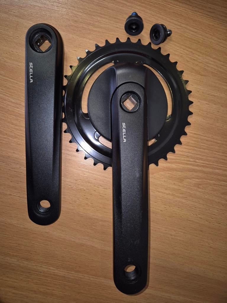 Stella crankstel 38t mat zwart Nieuw!!, Fietsen en Brommers, Ophalen of Verzenden, Nieuw