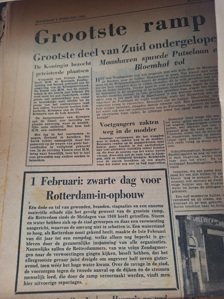 Watersnood 1953: Krantenknipsels Rotterdam, Ophalen of Verzenden, 1940 tot 1960, Nederland, Knipsel(s)