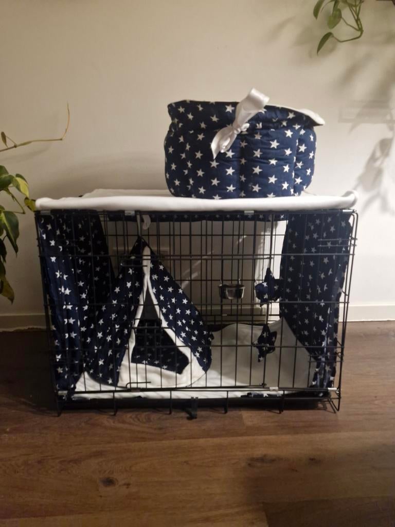 Complete show set voor kat inclusief bench, Dieren en Toebehoren, Hondenhokken, Ophalen, Zo goed als nieuw, Minder dan 65 cm