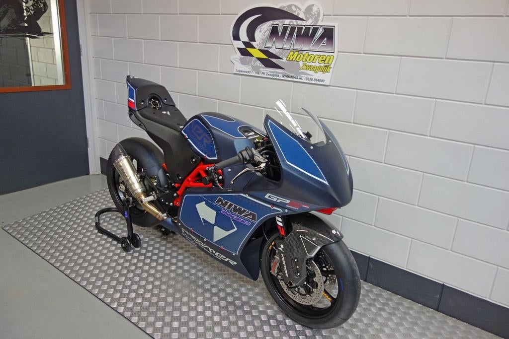 KRAMER GP2-890RR (bj 2025), 2 cilinders, 890 cc, Motorrijbewijs A, Bedrijf