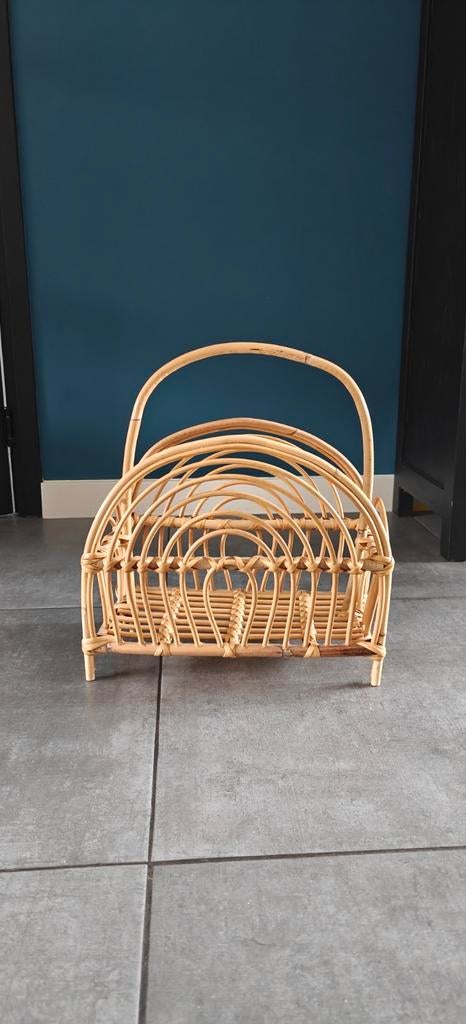 Rotan Boekenrekje, Ophalen, Zo goed als nieuw