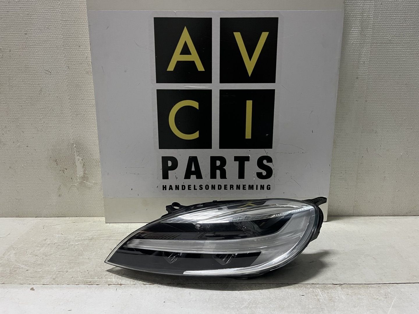 Koplamp Volvo V40 facelift FULL LED 31677018 Origineel, Auto-onderdelen, Verlichting, Gebruikt, -, -, Ophalen of Verzenden