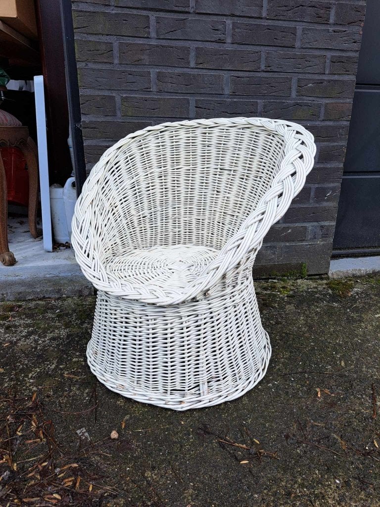 Vintage, rotan kinderstoel, wit, Kinderen en Baby's, Kinderstoelen, Ophalen, Zo goed als nieuw, Overige typen