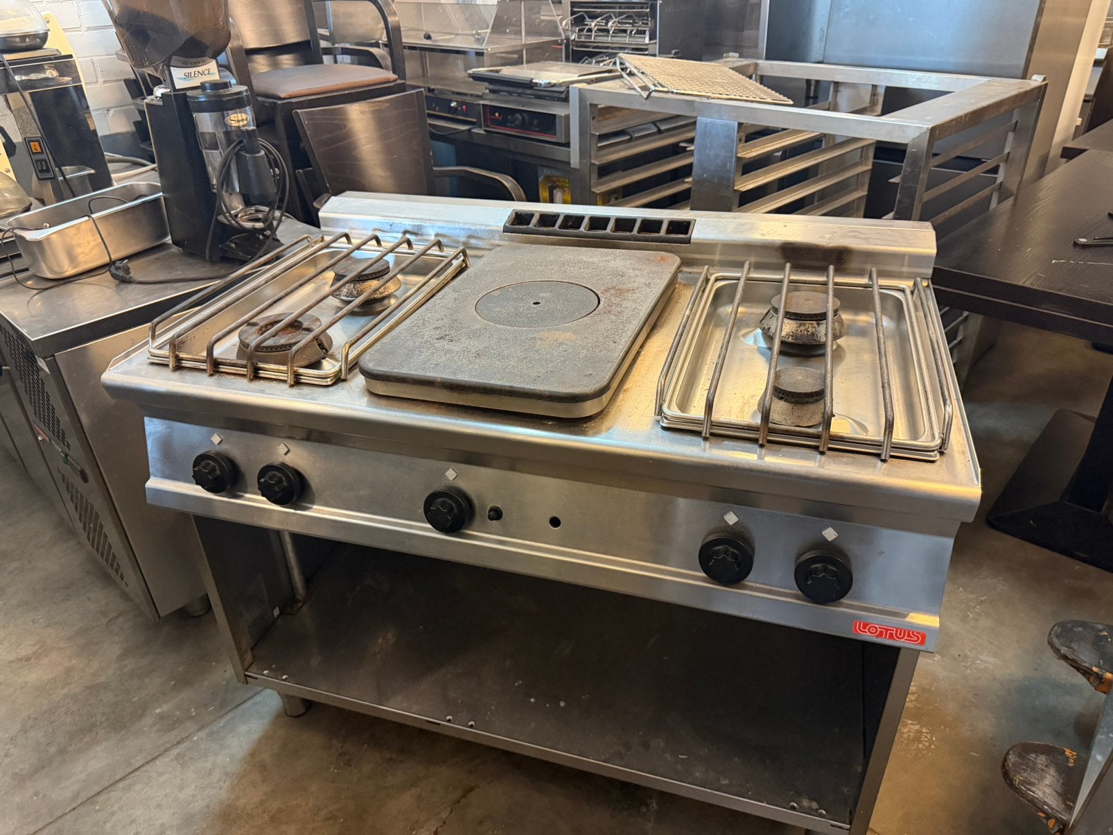 Professioneel Lotus Horeca Gaskomfoor (4-pits + Gloeiplaat), Witgoed en Apparatuur, Ophalen, Gebruikt, 60 cm of meer, Gas