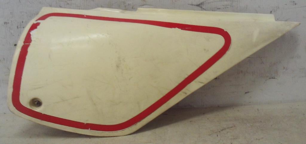 Zijkap rechts wit/rood 34K-21721-00  Yamaha TT 600 1985-1988, Verzenden, Gebruikt