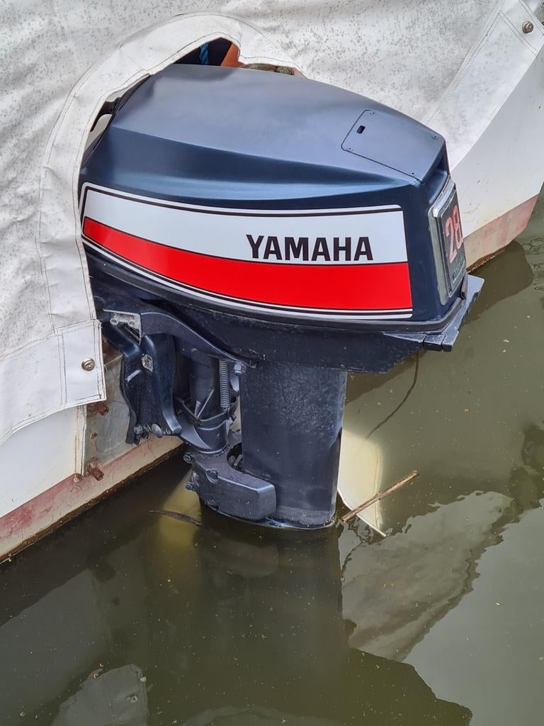 Te koop yamaha 28pk 2 takt langstaart elektrisch gestart, Watersport en Boten, Ophalen of Verzenden, Gebruikt, Benzine, 5 tot 10 pk