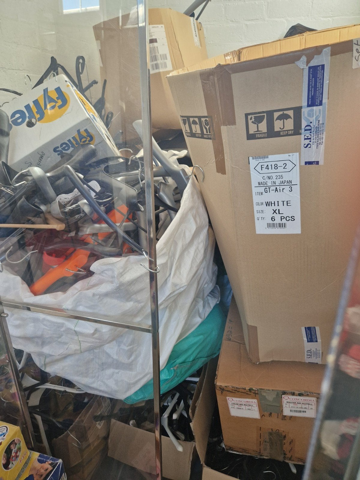 partij kledinghangers, Ophalen, H, E, P