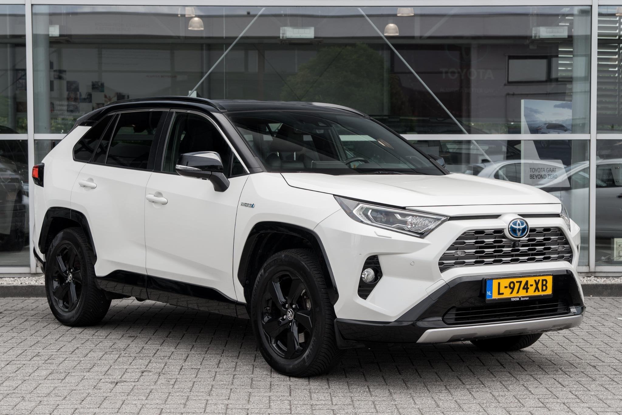 Toyota RAV4 2.5 Hybrid AWD Bi-Tone JBL|360|Trekhaak, Auto's, Automaat, 1651 kg, Gebruikt, Euro 6