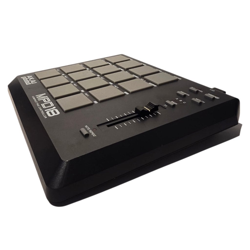Akai MPD18 Compact Pad Controller | Nette Staat, Akai, Gebruikt, Support@akai.com, Akai Professional
200 Scenic View Drive
Suite 201
Cumberland, RI 02864
United States