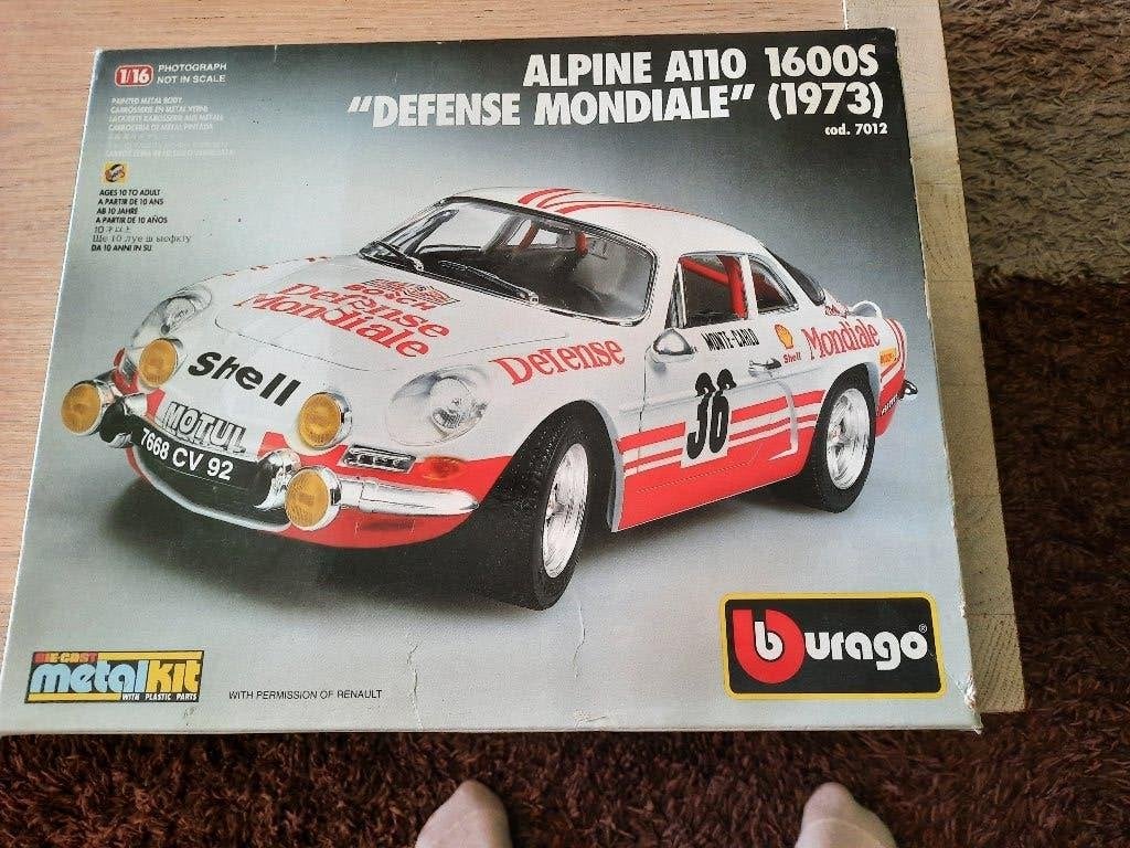 Bburago alpina A110 let op 1:16 metal kit, Ophalen of Verzenden, Zo goed als nieuw, Auto, Bburago