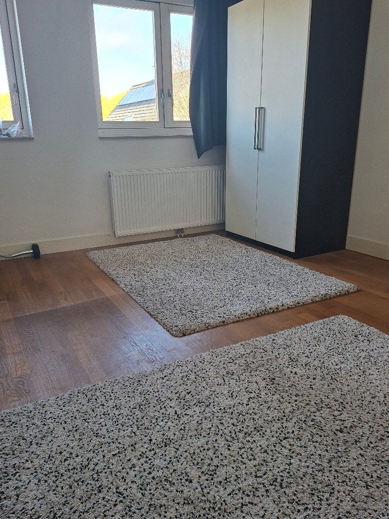 2 Vindum vloerkleden 133 x 180, Ophalen, Zwart, Gebruikt, 100 tot 150 cm