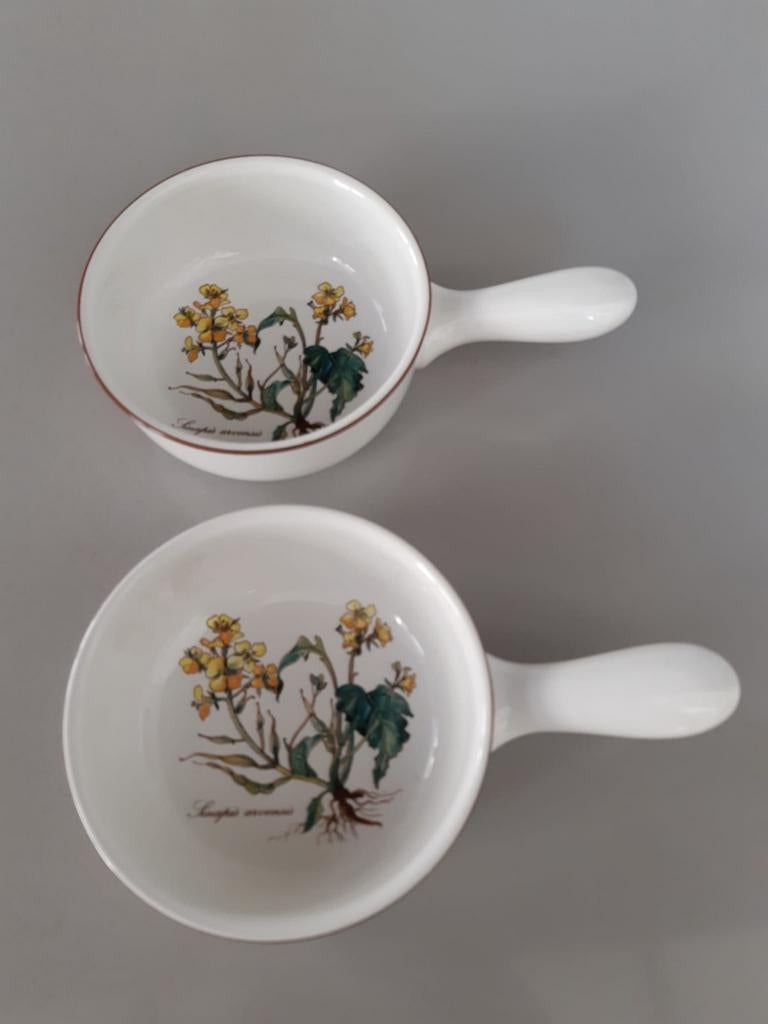 Soepkom met steel Villeroy en Boch Botanica, 1 beschikbaar, Ophalen of Verzenden, Zo goed als nieuw, Kom(men), Overige stijlen