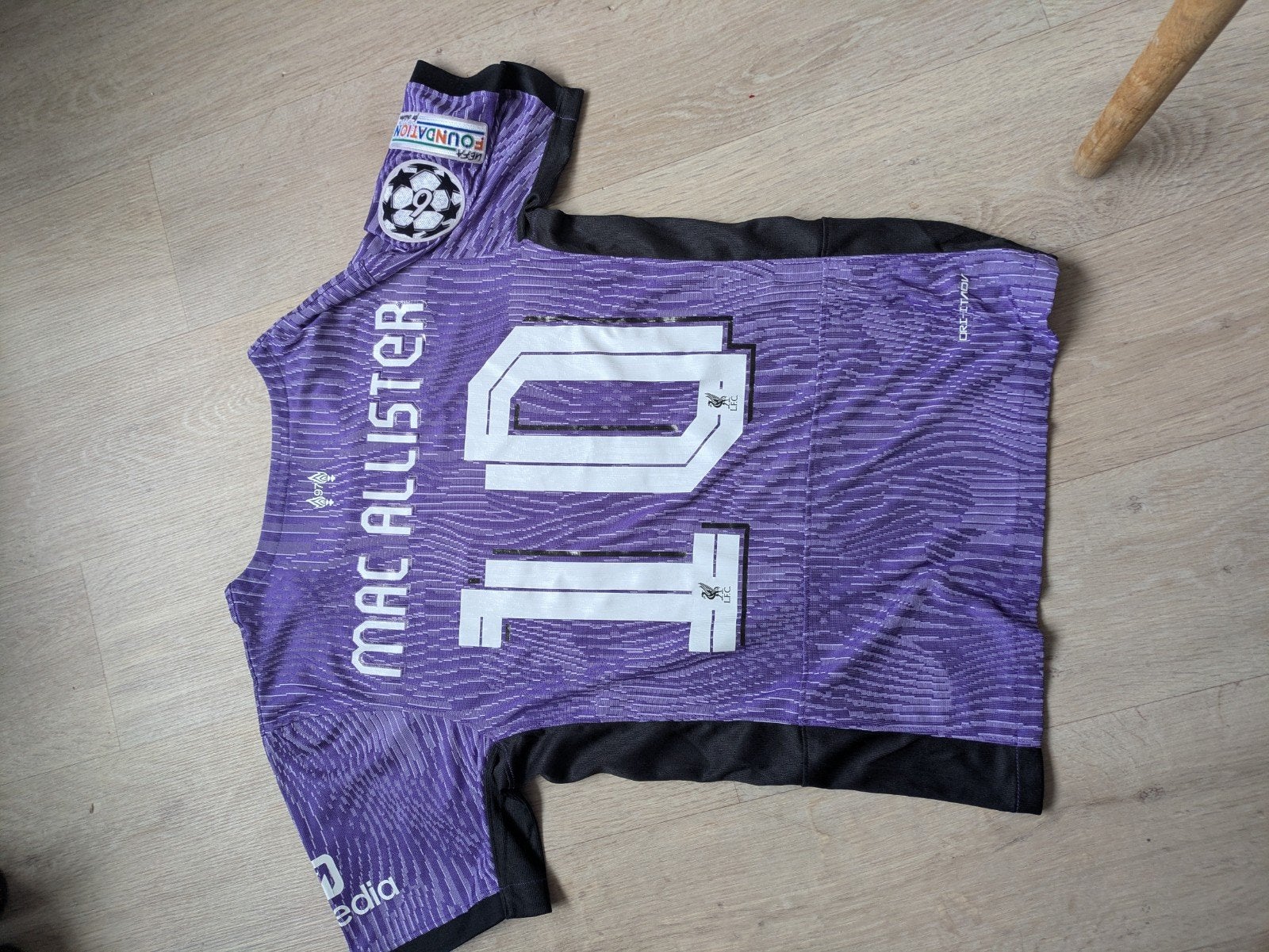 Liverpool Mac Allister 10 Voetbalshirt - Gedragen, Paars, Ophalen of Verzenden, Gedragen, Voetbal