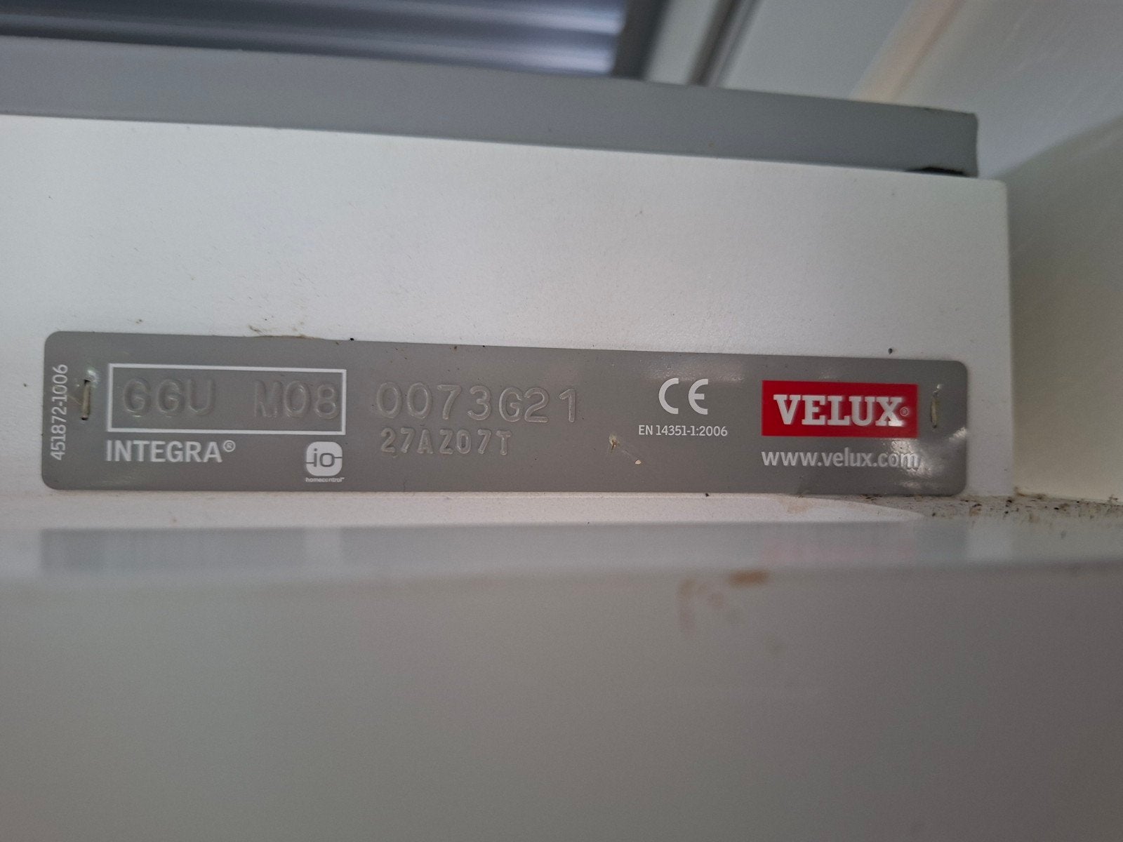 Velux GGU MK08 Dakraam - Integra met elektrische rolluik, Ophalen, Gebruikt, 80 tot 120 cm, 120 tot 160 cm