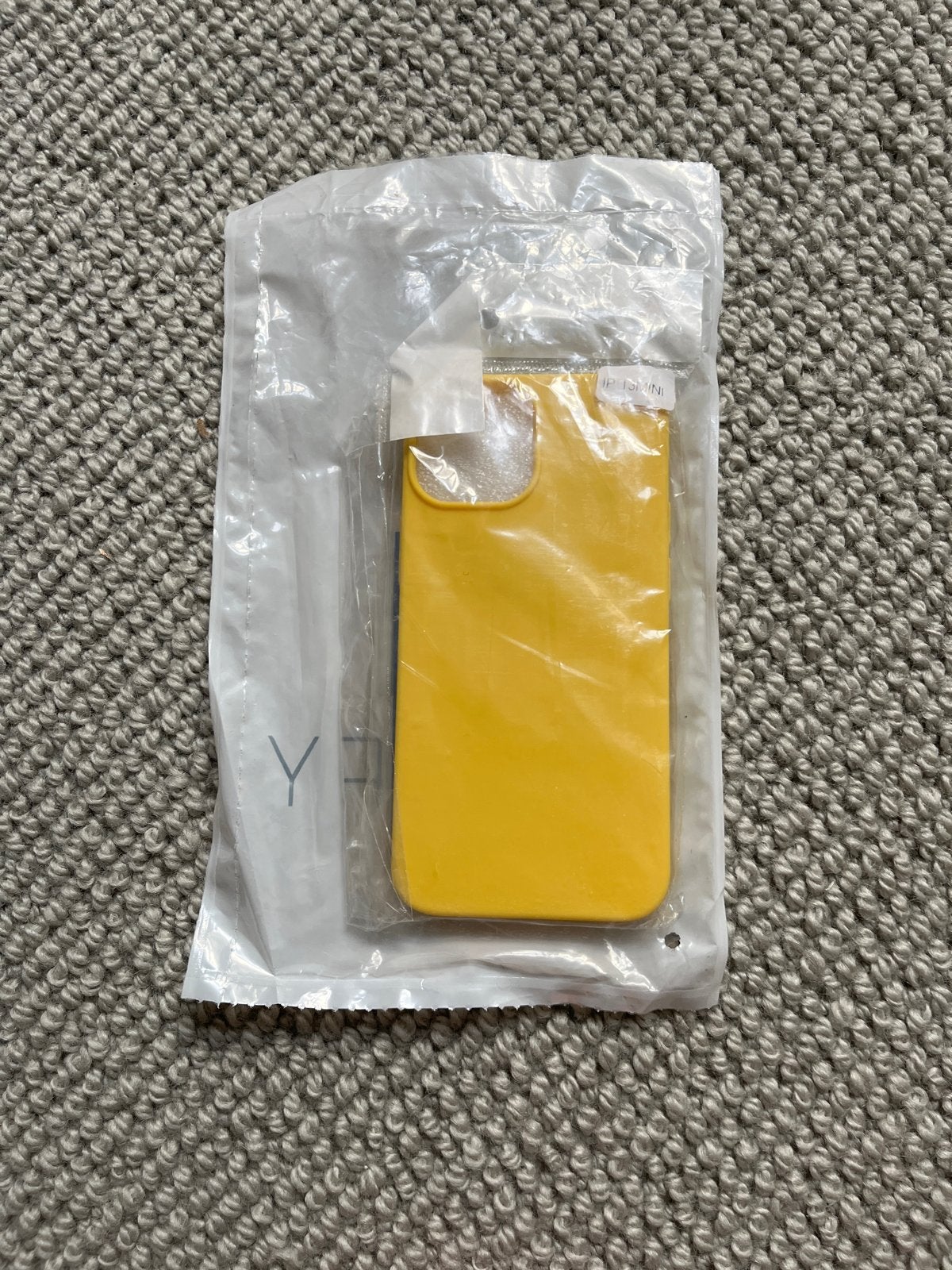 Geel iPhone 13 mini hoesje - Nieuw in verpakking