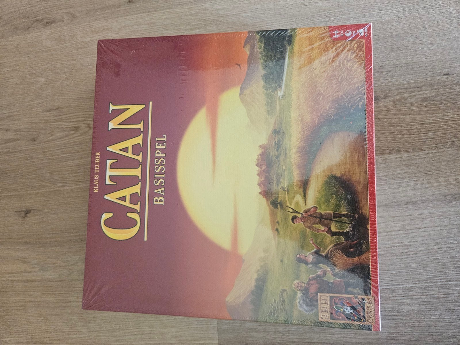 Catan Basisspel - Nieuw in folie, Drie of vier spelers, Ophalen of Verzenden, Nieuw, 999 Games