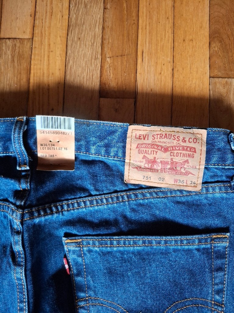Levis strauss maat 36-34, W36 - W38 (confectie 52/54), Blauw, Ophalen of Verzenden, Zo goed als nieuw