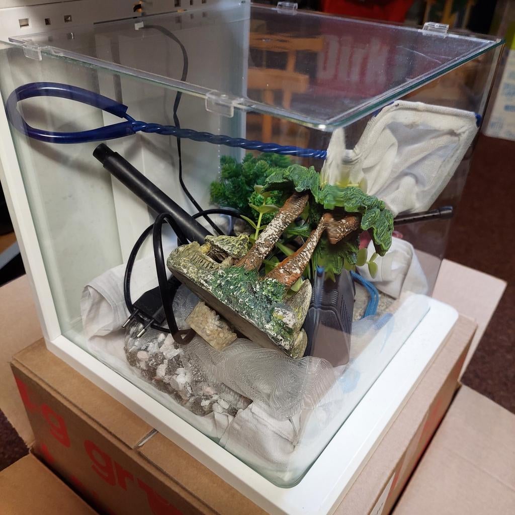 Klein aquarium wave 15 Super Fish, Overige merken, Ophalen of Verzenden, Zo goed als nieuw, Leeg aquarium