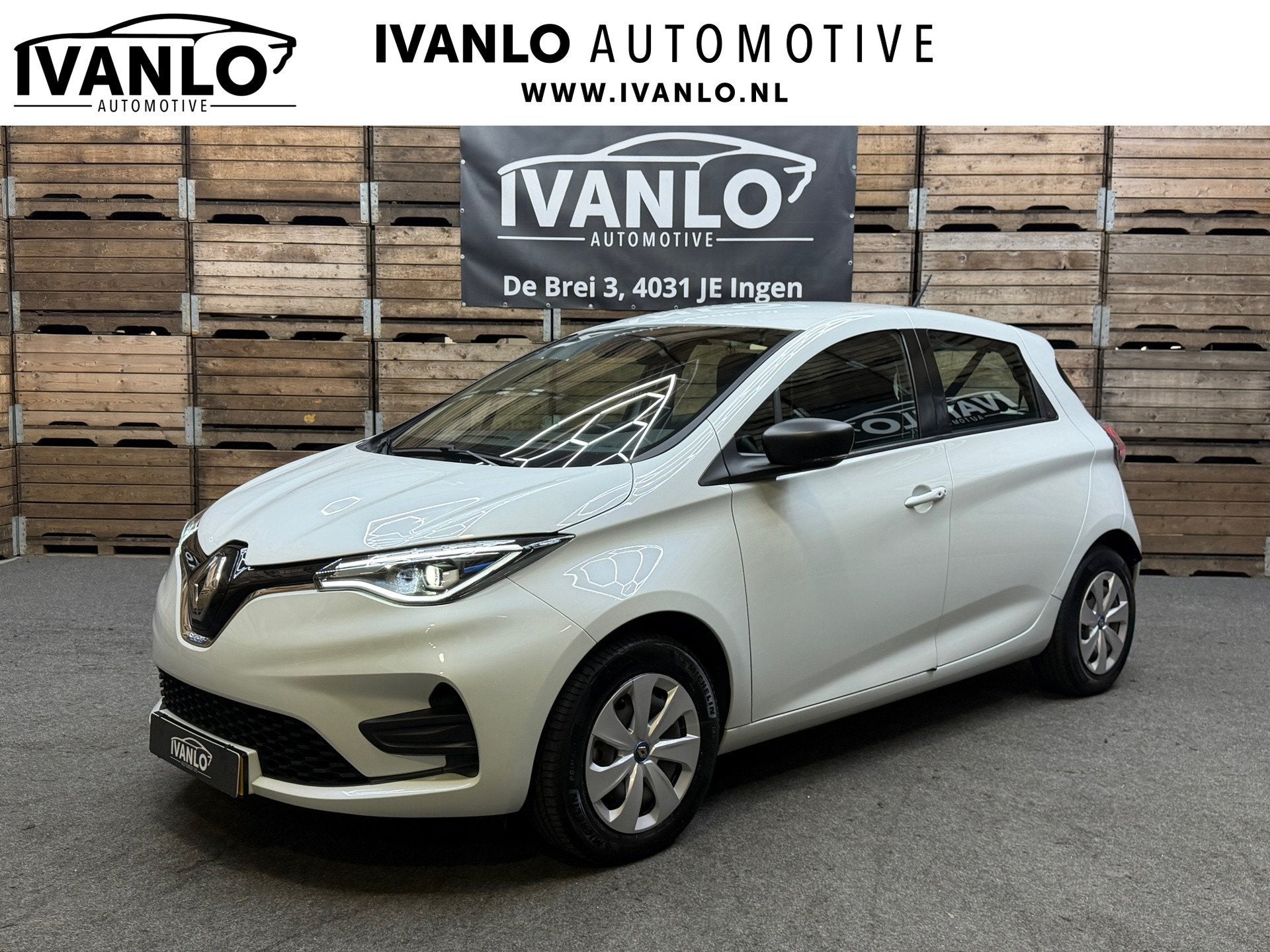 Renault ZOE R110 Life 52 kWh (KOOP ACCU) Led Navi Airconditi, Auto's, Dealer onderhouden, Stof, Gebruikt, Zwart