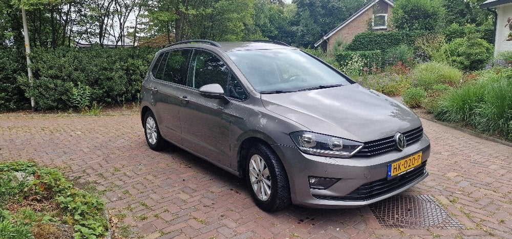 Volkswagen Golf Sportsvan Aut. 1.4 TSI 92KW DSG 2015 Grijs, 4 cilinders, Navigatiesysteem, 1283 kg, Golf Sportsvan