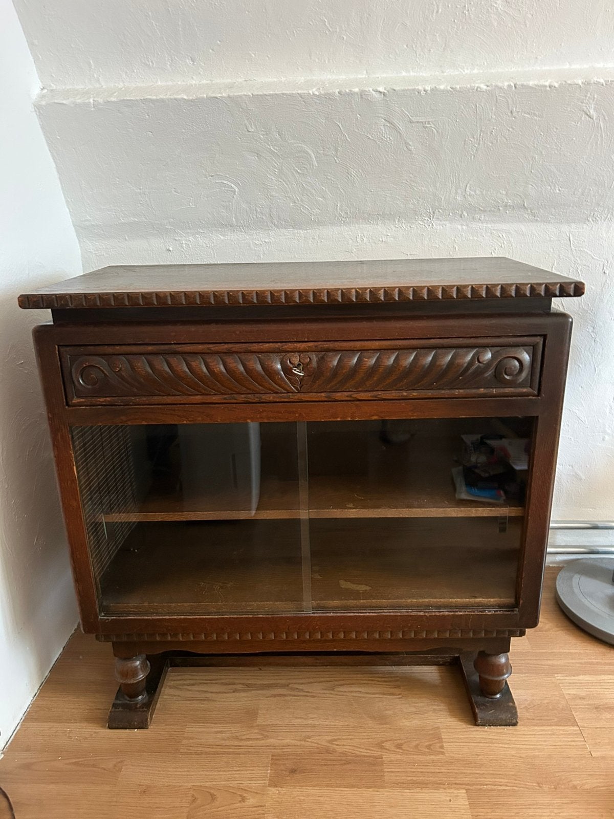 Vintage eiken vitrinekast, Ophalen, Gebruikt, 50 tot 100 cm, Minder dan 100 cm