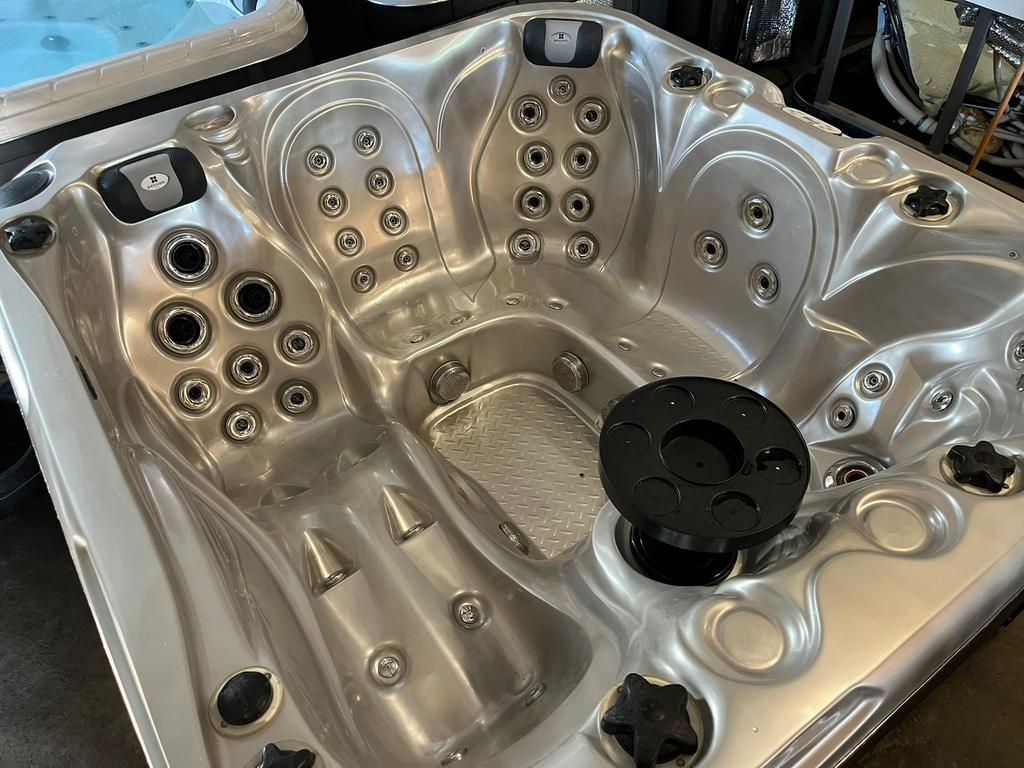 Comfortabele 5 pers. Spa Pleasure incl. Plaatsing, Garantie, Ophalen, Zo goed als nieuw