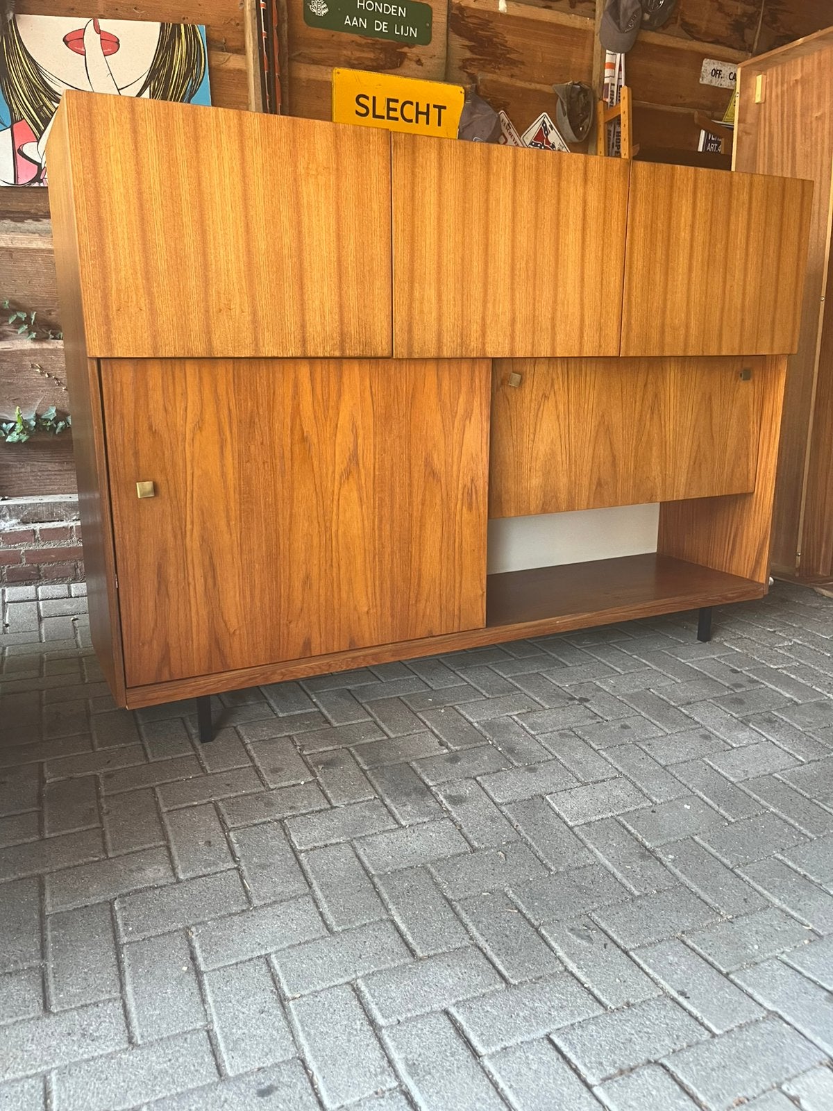 Teak fineer dressoir highboard vintage retro jaren 60 €375, Gebruikt, Vintage retro design kast jaren 60 midcentury dressoir, 150 tot 200 cm