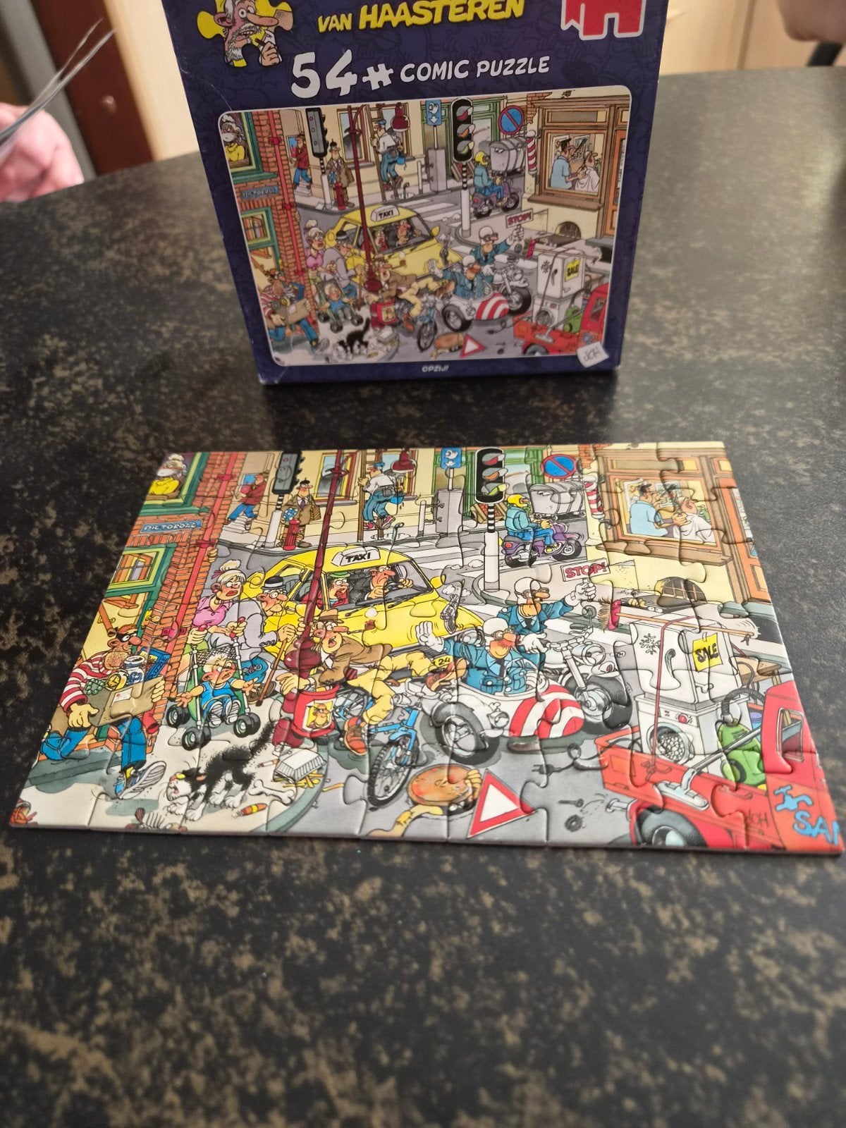 jan van haasteren opzij 54 stukjes, Ophalen of Verzenden, Minder dan 500 stukjes, Zo goed als nieuw, Legpuzzel