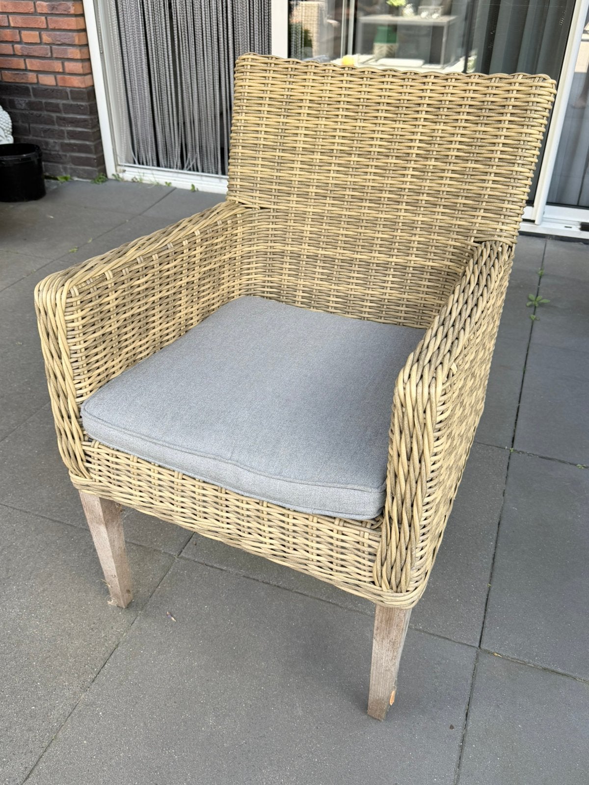 8 stoelen met kussens, Tuin en Terras, Tuinstoelen, Ophalen, Gebruikt, Kunststof