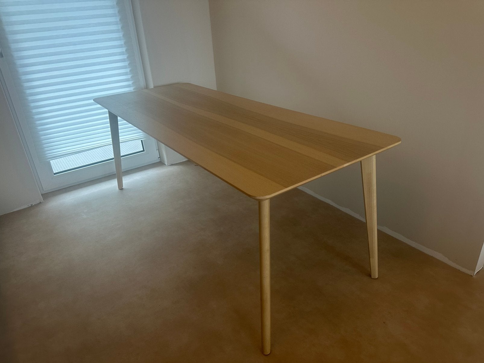 LISABO tafel IKEA 200x78, Huis en Inrichting, Bureaus, Ophalen, Zo goed als nieuw