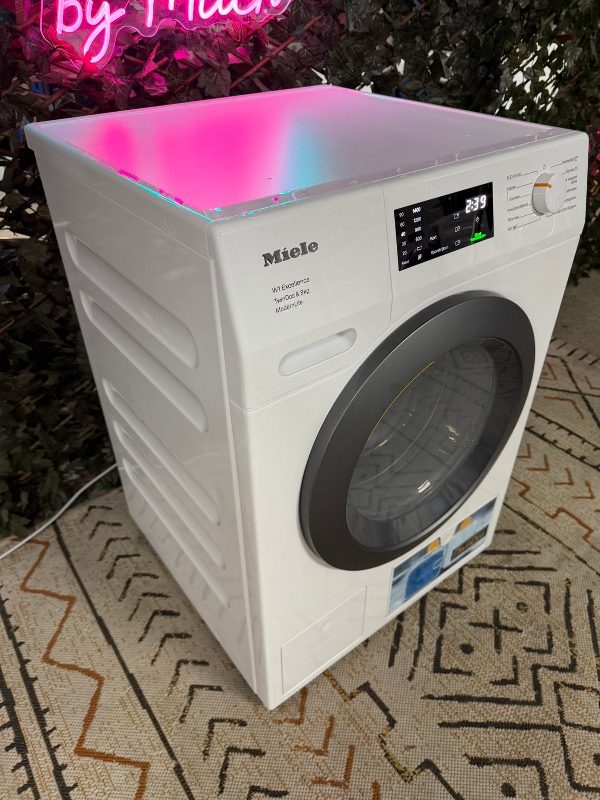 Foto 3 van Miele W1 TwinDos WiFi 8kg Wasmachine (Gratis Bezorgen)