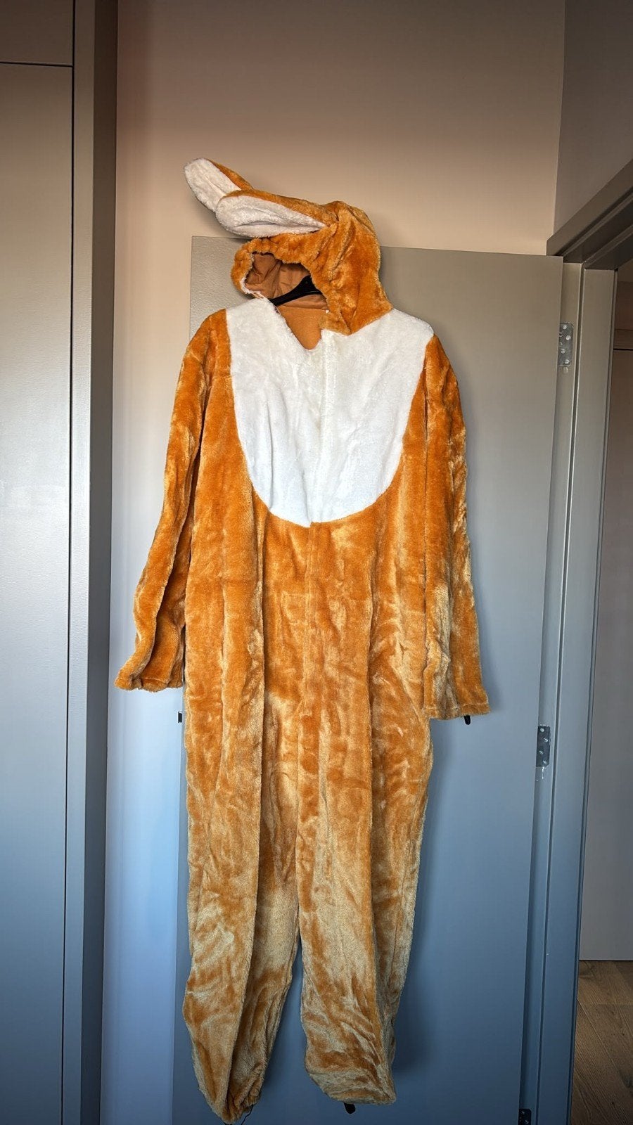 Hazenpak Onesie - Carnaval/Verkleedpak Maat L, Maat 52/54 (L), Ophalen of Verzenden, Zo goed als nieuw, Kleding